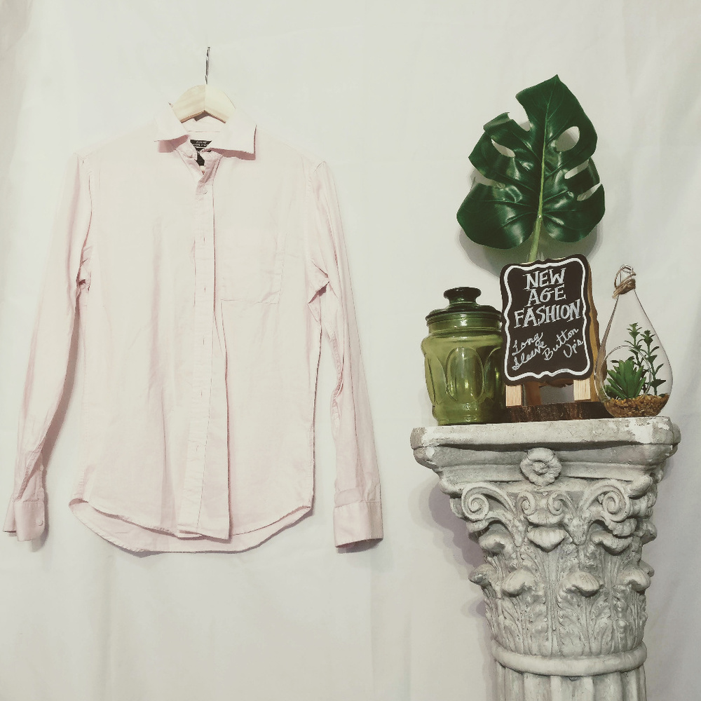 NAF SMALL MOSSIMO L. SLEEVE BUTTON UP SHIRT
